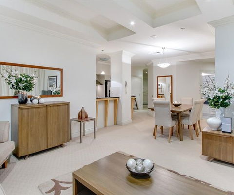 MacArthur Chambers - Accommodation Mermaid Beach 1