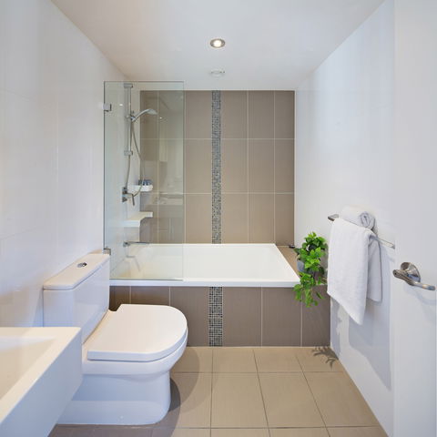Zara Tower Serviced Apartments - Accommodation Mermaid Beach 14