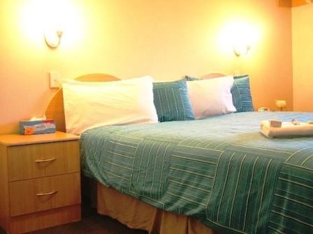 Arena Hotel - Accommodation Mermaid Beach 1