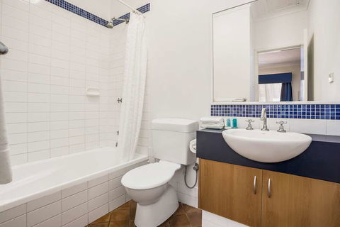 Karratha Central Apartments - Accommodation Mermaid Beach 6