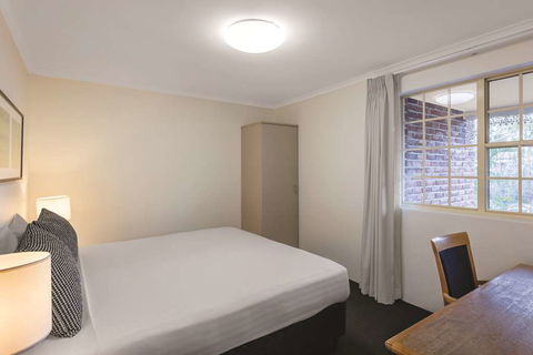 Adina Serviced Apts Canberra Kingston - Accommodation Mermaid Beach 9