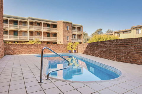 Adina Serviced Apts Canberra Kingston - Accommodation Mermaid Beach 11