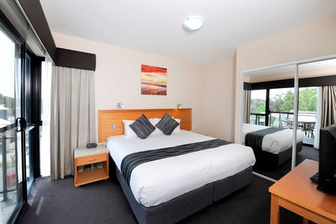 Assured Ascot Quays Apartment Hotel - Accommodation Mermaid Beach 2