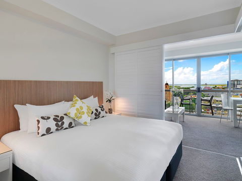 Oaks Rivermarque Mackay - Accommodation Mermaid Beach 2