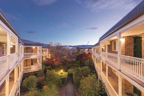 Adina Serviced Apts Canberra Kingston - Accommodation Mermaid Beach 2