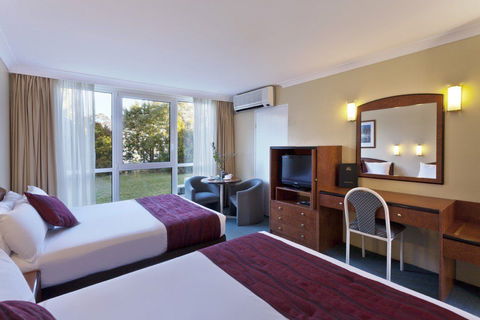 Alpine Motor Inn - Accommodation Mermaid Beach 2
