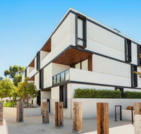 Clayton Serviced Apartments - Accommodation Mermaid Beach