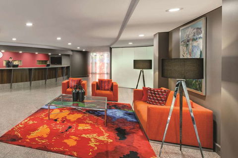 Adina Serviced Apartments James Court - Accommodation Mermaid Beach 3