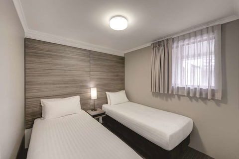 Adina Serviced Apartments James Court - Accommodation Mermaid Beach 6