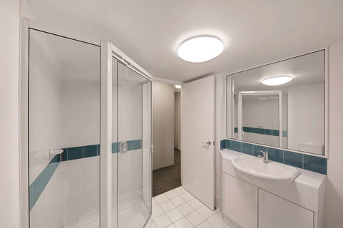 Adina Serviced Apartments James Court - Accommodation Mermaid Beach 8