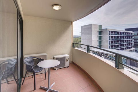 Adina Serviced Apartments James Court - Accommodation Mermaid Beach 15