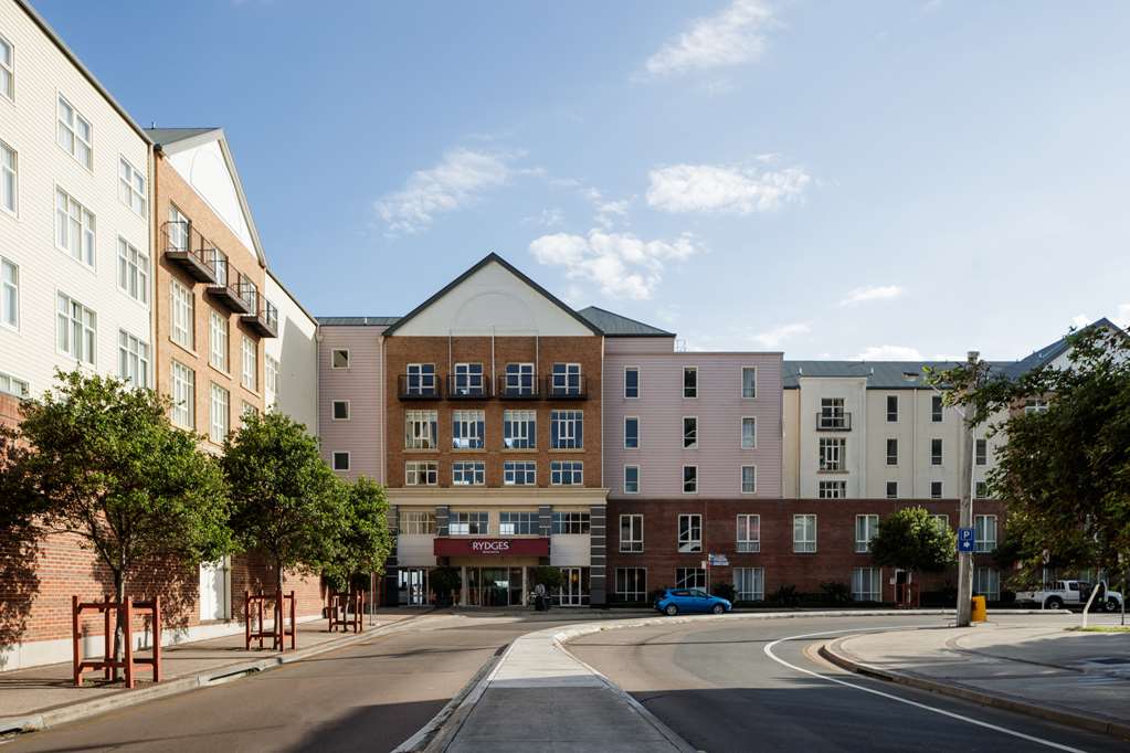 Newcastle NSW Accommodation Mermaid Beach
