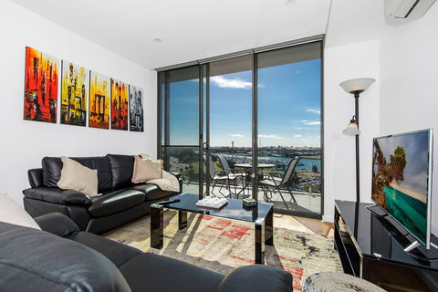 Astra Apartments Newcastle - Accommodation Mermaid Beach 7