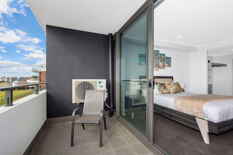 Astra Apartments Newcastle - Accommodation Mermaid Beach 9