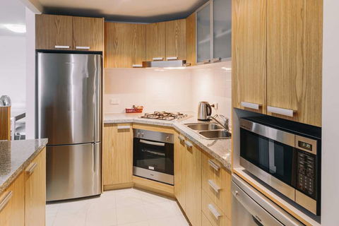 Newcastle Central Plaza - Accommodation Mermaid Beach 11