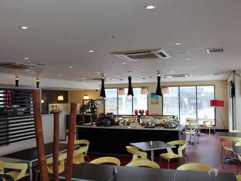 Ibis Newcastle - Accommodation Mermaid Beach 6