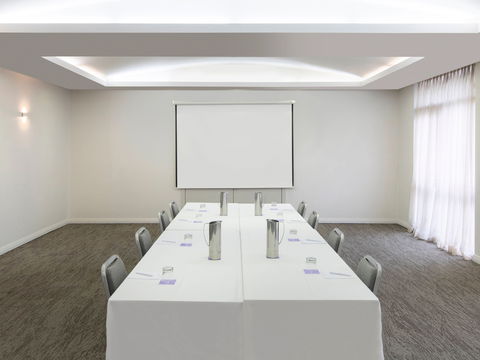 Mercure Newcastle - Accommodation Mermaid Beach 10