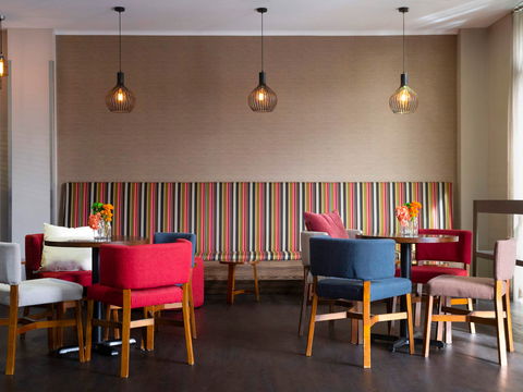 Mercure Newcastle - Accommodation Mermaid Beach 12