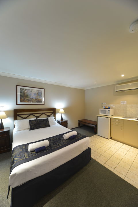Wattle Grove Motel - Accommodation Mermaid Beach 2