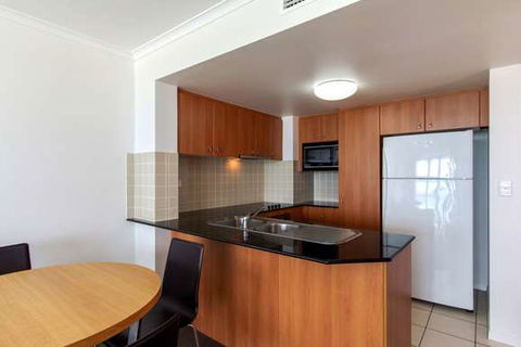 Mantra Coolangatta Beach - Accommodation Mermaid Beach 6
