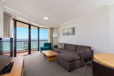 Mantra Coolangatta Beach - Accommodation Mermaid Beach 7
