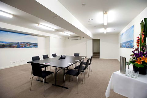 Newcastle Central Plaza - Accommodation Mermaid Beach 1