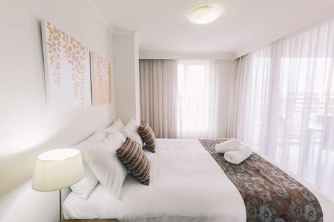 Newcastle Central Plaza - Accommodation Mermaid Beach 2