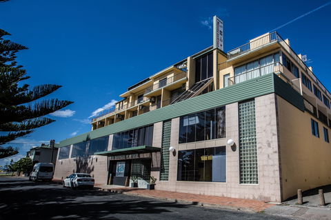 Alloggio Newcastle Beach Hotel - Accommodation Mermaid Beach 0