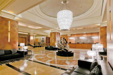 Duxton Hotel - Accommodation Mermaid Beach 2