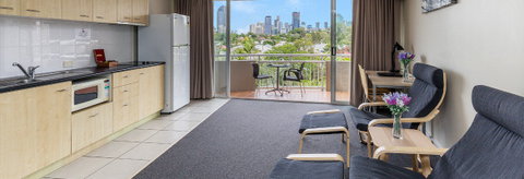 Wellington Apartment Hotel - Accommodation Mermaid Beach 2