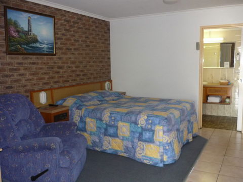 Lantern Motor Inn - Accommodation Mermaid Beach 1
