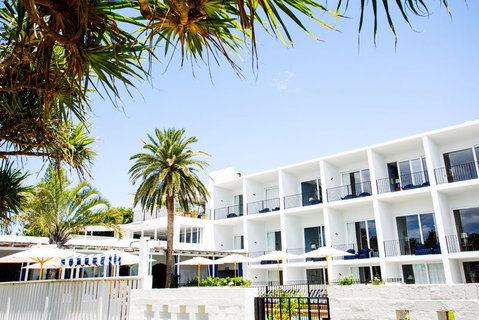 Halcyon House - Accommodation Mermaid Beach 5