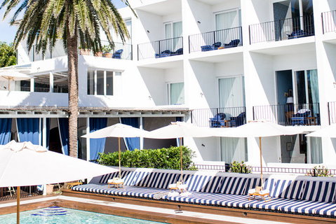 Halcyon House - Accommodation Mermaid Beach 8