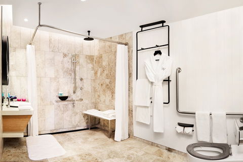 W Brisbane - Accommodation Mermaid Beach 5