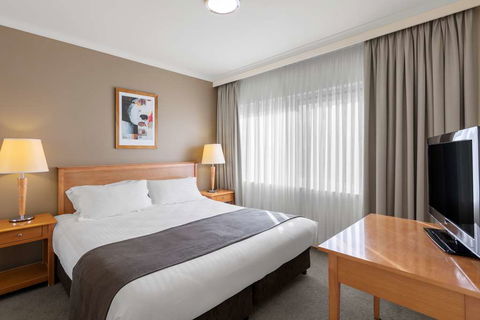 Nesuto Canberra Apartment Hotel - Accommodation Mermaid Beach 9