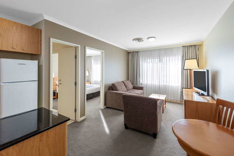 Nesuto Canberra Apartment Hotel - Accommodation Mermaid Beach 11