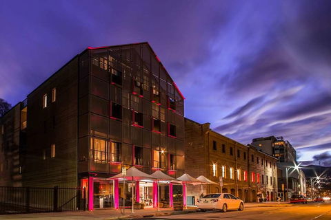 Salamanca Wharf Hotel - Accommodation Mermaid Beach 1