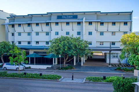 The Palmer Collective - Accommodation Mermaid Beach 1