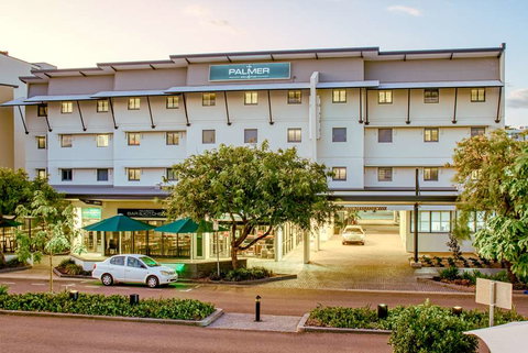 The Palmer Collective - Accommodation Mermaid Beach 2