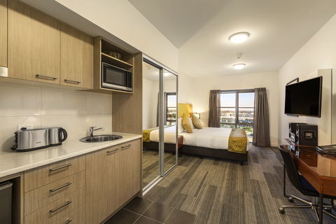 Quest Melbourne Airport - Accommodation Mermaid Beach 1
