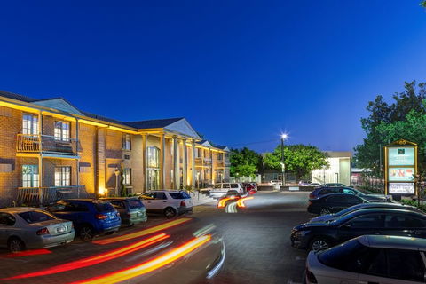 Adelaide Inn - Accommodation Mermaid Beach 0