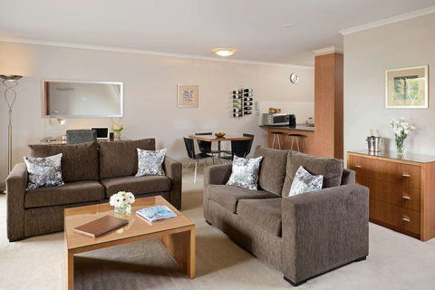 Ringwood Royale Apartment Hotel - Accommodation Mermaid Beach 2