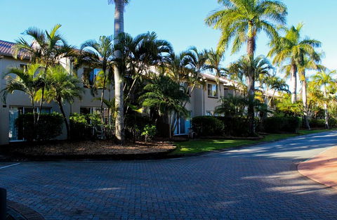 Oaks Oasis, Caloundra - Accommodation Mermaid Beach 0
