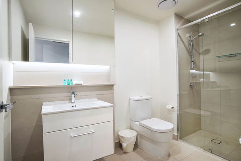 Arise Atlas - Accommodation Mermaid Beach 2