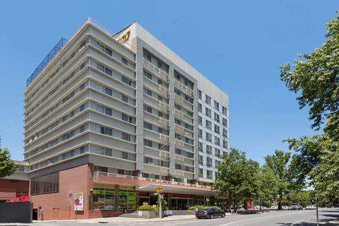 Nesuto Canberra Apartment Hotel - Accommodation Mermaid Beach 0