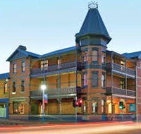 Ikon Hotel - Accommodation Mermaid Beach