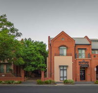 Majestic Old Lion Apartments - Accommodation Mermaid Beach