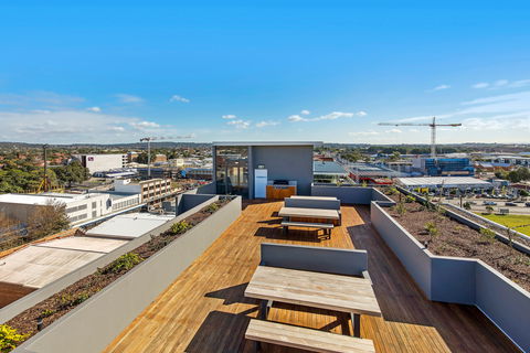 Astra Apartments Newcastle - Accommodation Mermaid Beach 1