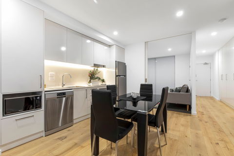 Astra Apartments Newcastle - Accommodation Mermaid Beach 2