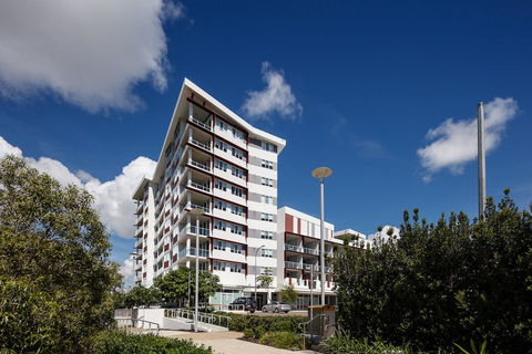 Central Holborn Apartments - Accommodation Mermaid Beach 0